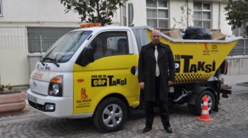 Bu Taksi Insan Değil, Sadece &Ccedil;&ouml;p Taşıyor