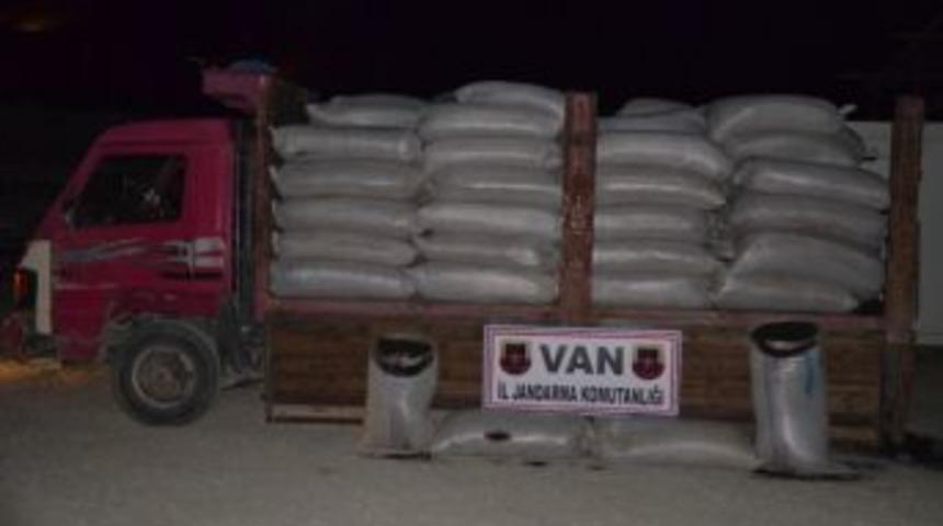 Jandarma, 1 Yıllık Ka&ccedil;ak&ccedil;ılık Bilan&ccedil;osunu A&ccedil;ıkladı