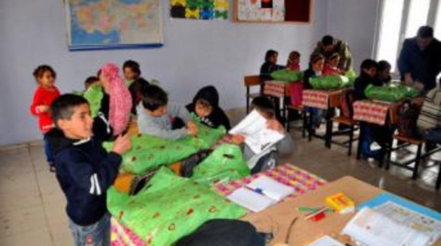 Beyt&uuml;şşebap Kaymakamı D&ouml;nmez'den K&ouml;y Okuluna Ziyaret