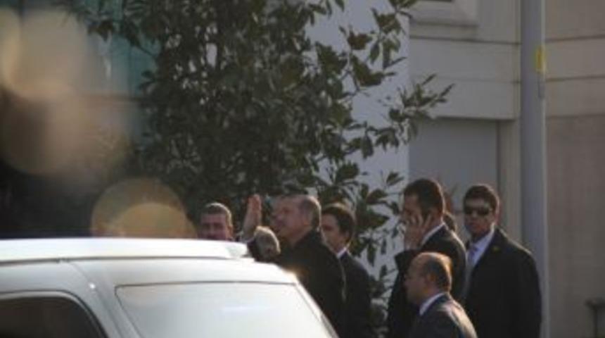 Başbakan Erdoğan, Kurmaylarıyla Bir Araya Geldi