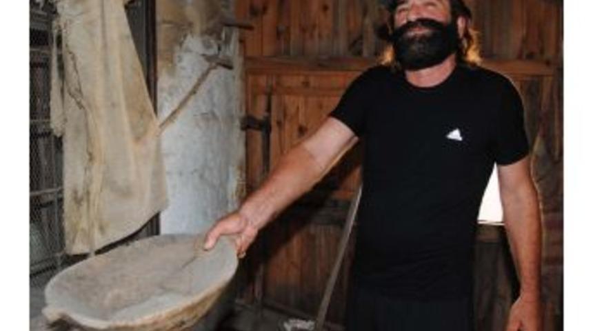 K&ouml;y Hayatına &Ouml;zlem Evi'ni 2013'te 10 Bin Turist Ziyaret Etti