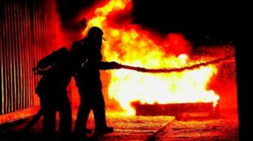 Denizli İtfaiyesi 1 Yılda Bin 375 Yangına M&uuml;dahale Etti