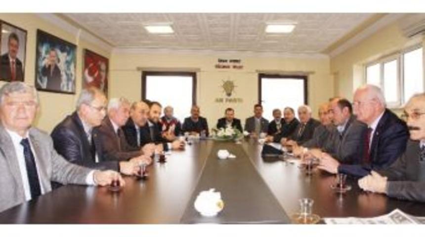 Ak Parti İgm &Uuml;yeleri Biraraya Geldi