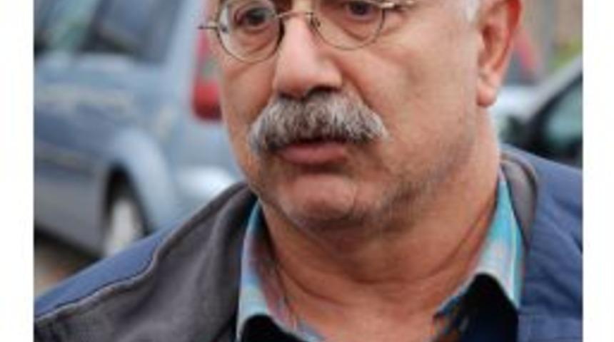 Sevan Nişanyan Kesinleşen Cezasını &Ccedil;ekmek I&ccedil;in Cezaevine Teslim Oldu