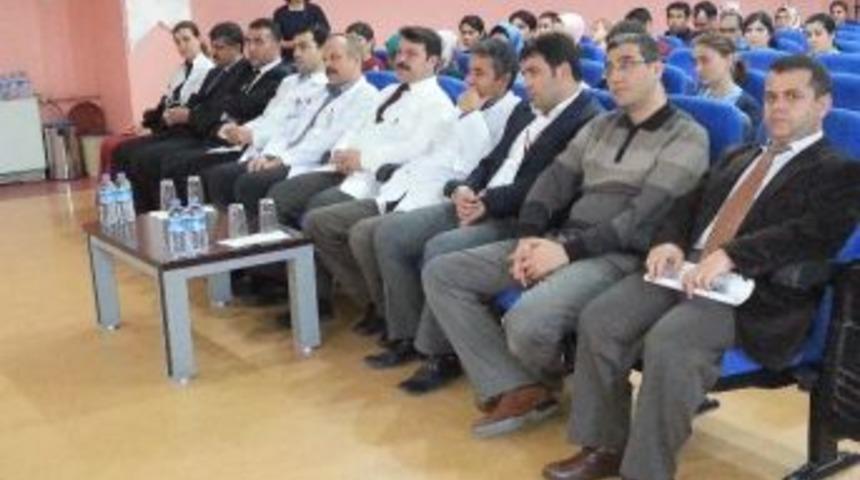 Hemşirelere, 'yoğun Bakım' Eğitimi Verildi