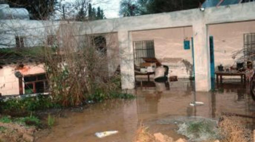 Bodrum'da Şiddetli Yağış Sonrası Temizlik &Ccedil;alışmaları Başladı