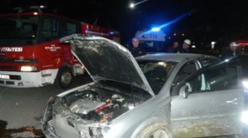 Alkoll&uuml; S&uuml;r&uuml;c&uuml; Kaza Yaptı: 1 Yaralı