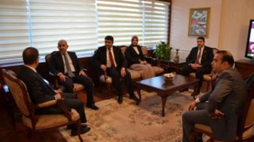 Ak Parti İl Teşkilatından, Vali Tapsız&rsquo;a Ziyaret