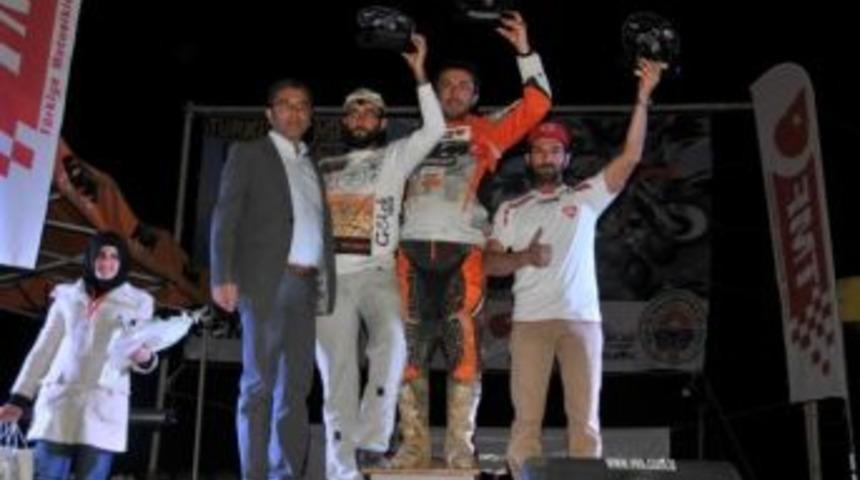 Recep G&ouml;khan Keskin, T&uuml;rkiye'ye Fransa&rsquo;da Temsil Edecek