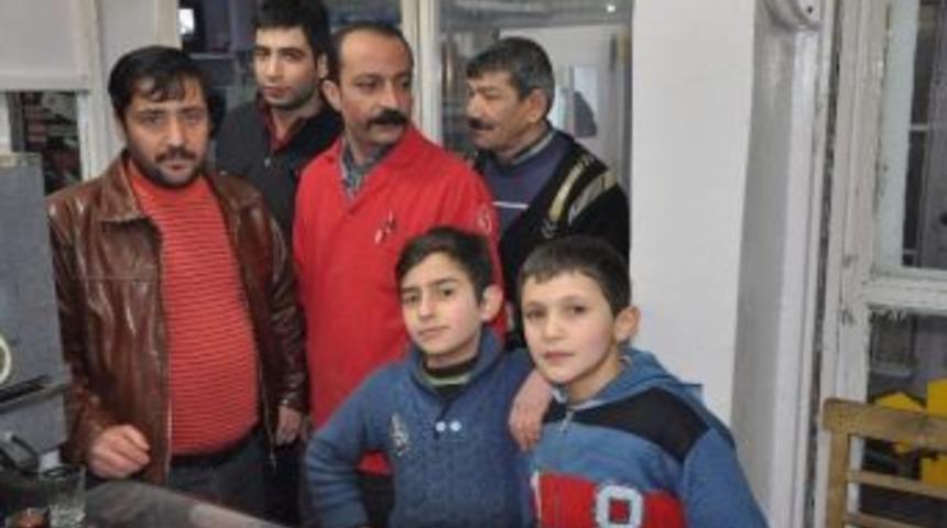 (&ouml;zel Haber) Suriyeli &Ccedil;ocuklar Esnafın Dili Oluyor