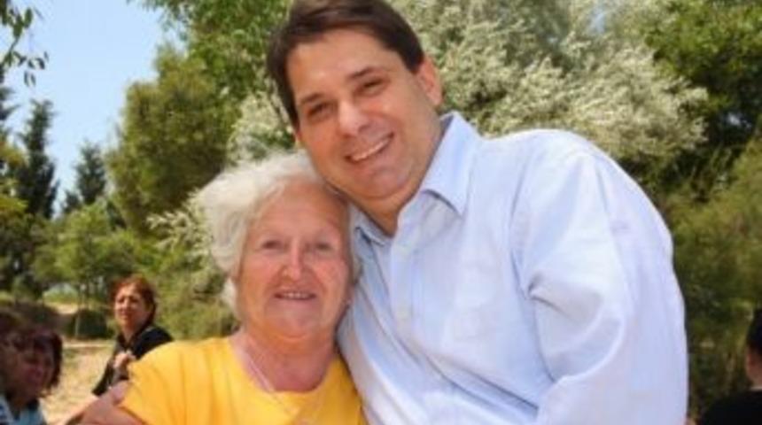 Konak'tan &ldquo;yurdum Kadını&rdquo; Konulu &Ouml;d&uuml;ll&uuml; Fotoğraf Yarışması