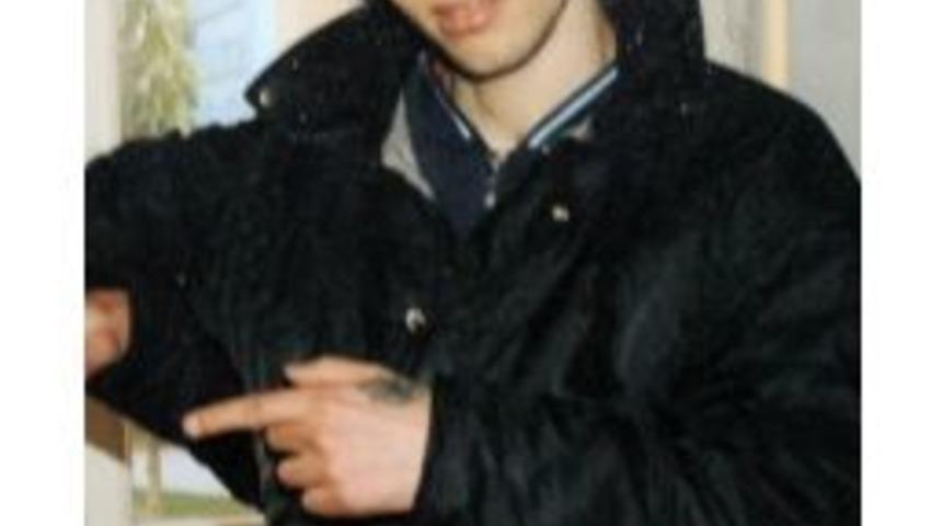 19 Yaşında 92 Su&ccedil;a Karıştı