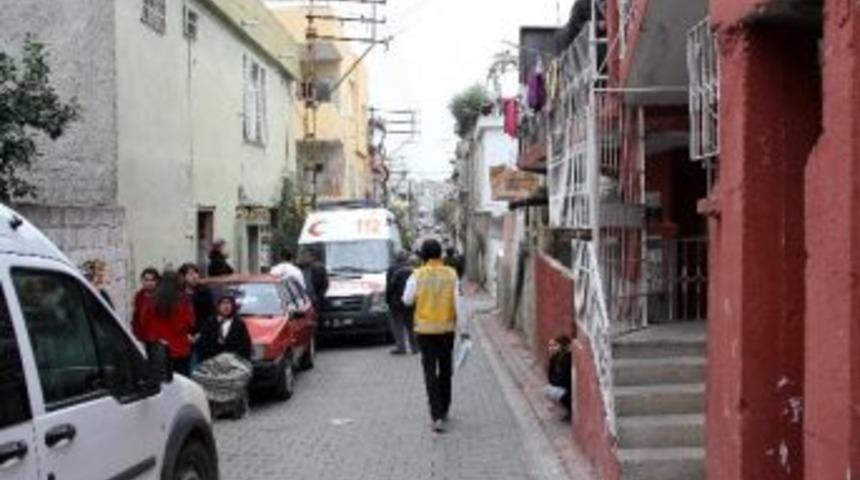 Gen&ccedil; Kadın &Ccedil;arşafla İntihar Etti