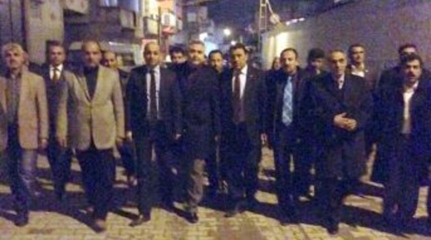 Sara&ccedil;oğlu, Se&ccedil;im Gezilerini S&uuml;rd&uuml;r&uuml;yor