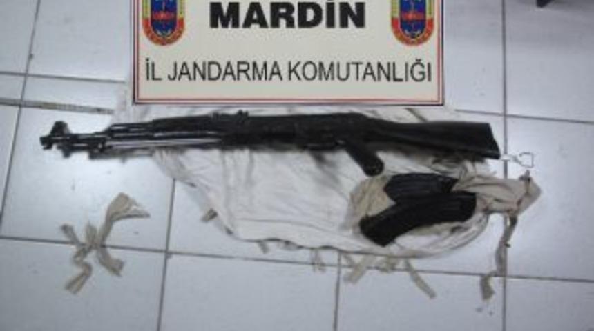 Mardin&rsquo;de &Ouml;l&uuml; Bulunan Suriye Uyruklu Şahsın Cinayet Zanlısı G&ouml;zaltına Alındı