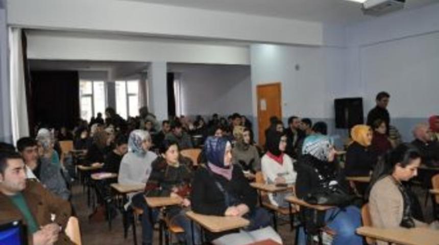 Sungurlu Myo&rsquo;da Finansal Okur-yazarlık Konferansı