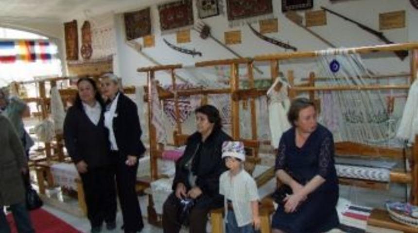 Hem K&uuml;lt&uuml;r Merkezi Hem M&uuml;ze