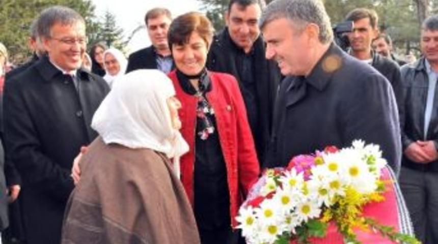 Başkan Aky&uuml;rek Ve Başkan Oğul Beldeleri Ziyaret Etti