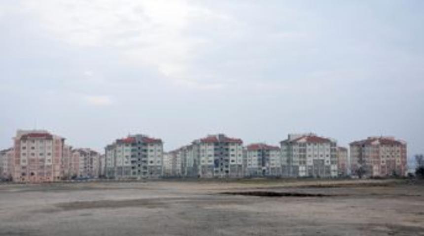 Temeli Atılan Manisa Şehir Hastanesi'nin Yapımına Hen&uuml;z Başlanmadı