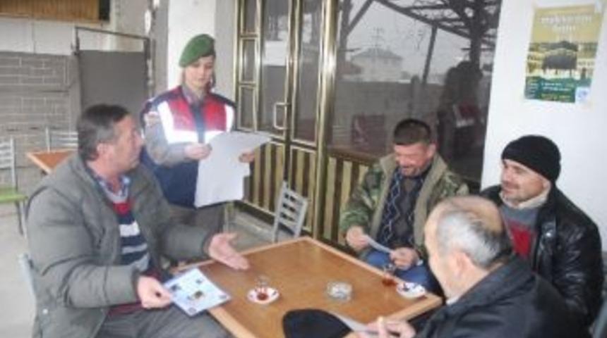 Jandarman K&ouml;yl&uuml;lere Afişli Uyarı