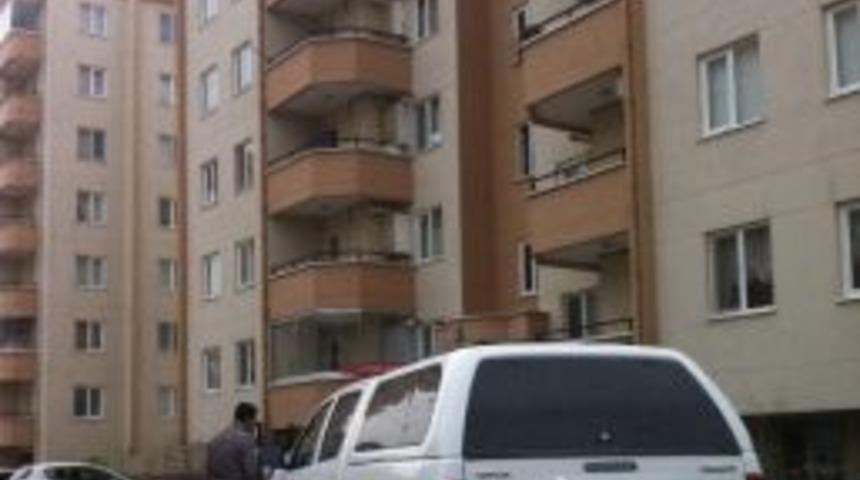 Kendisini Bı&ccedil;aklayan Kızını Merdane İle D&ouml;verek &Ouml;ld&uuml;rd&uuml;