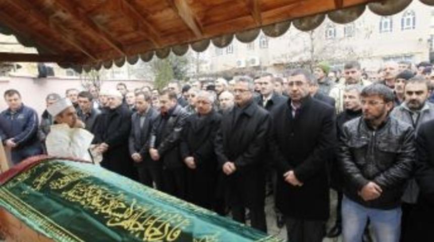 Milletvekili Okur Ve Başkan K&ouml;şker Cenazeye Katıldı