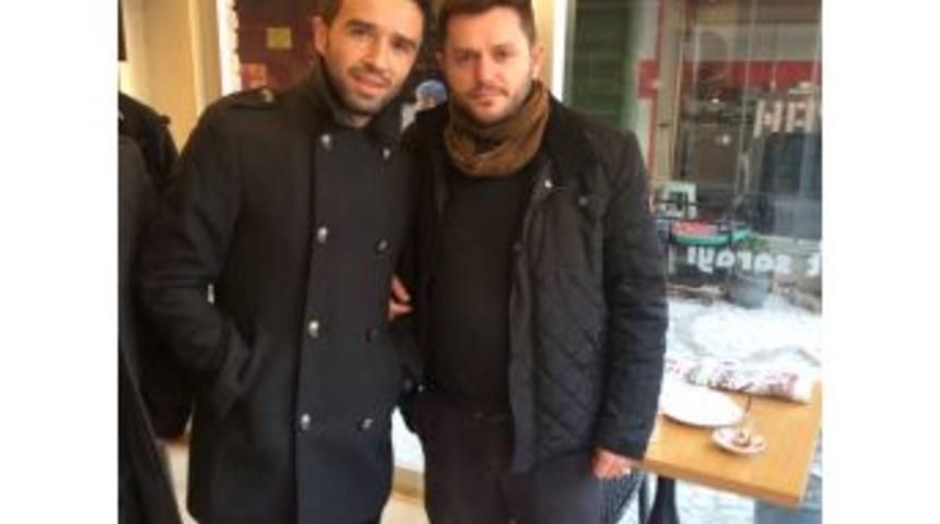 G&ouml;khan G&ouml;n&uuml;l, Bafra&rsquo;da G&ouml;n&uuml;llere Taht Kurdu