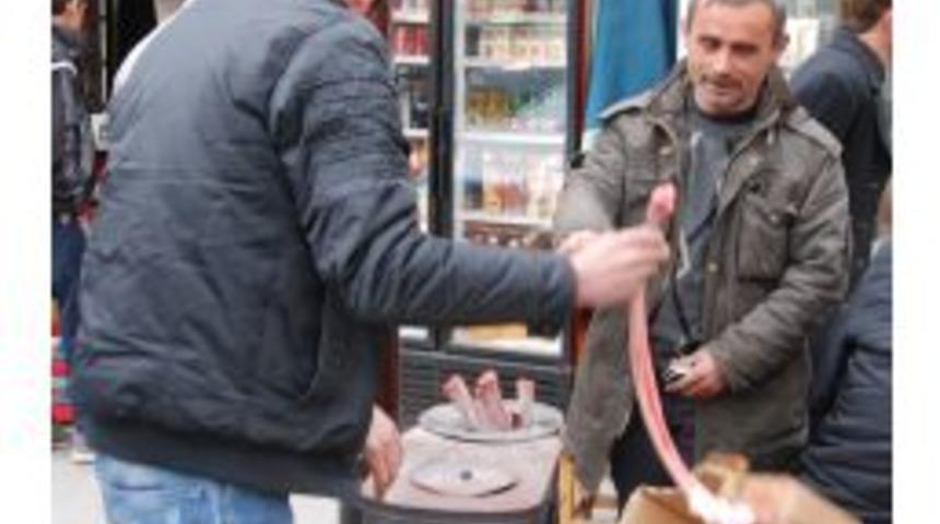 Kemik Yakarak Isınıyorlar