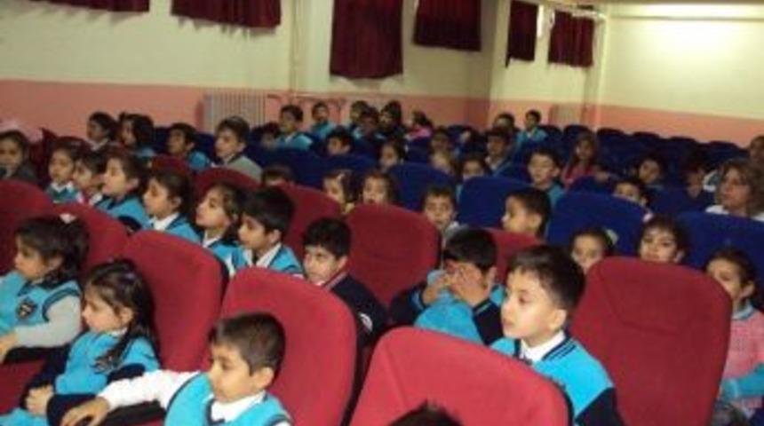 &Ccedil;ocuklar Eğlenerek &Ouml;ğreniyor