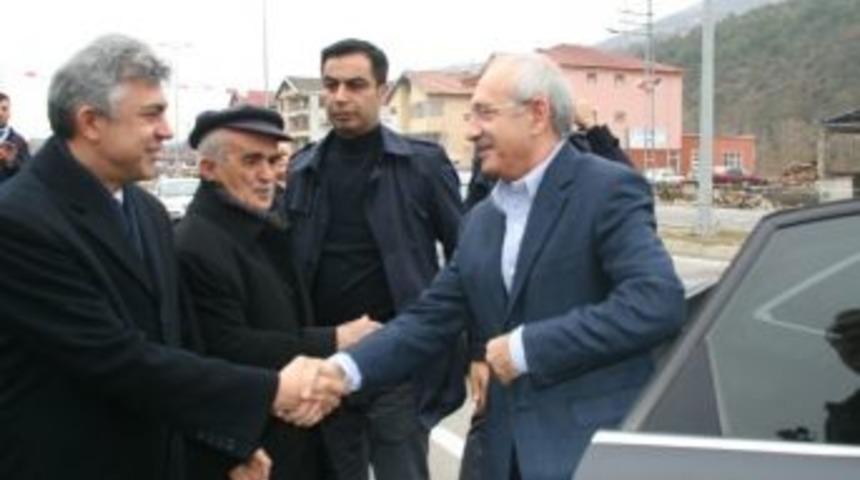 Chp Genel Başkanı Kılı&ccedil;daoğlu&rsquo;na Devrek&rsquo;te K&ouml;&ccedil;ekli Karşılama