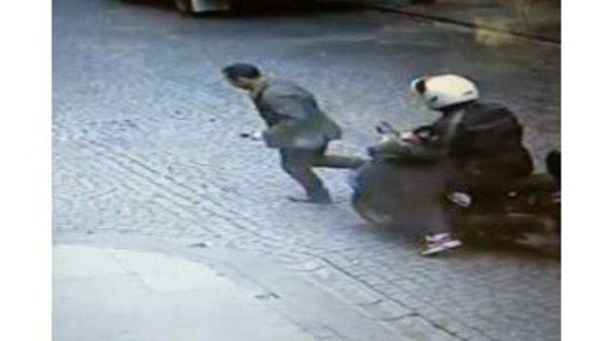 Fatih&rsquo;teki İşportacı Cinayetinin Faili Kamerada