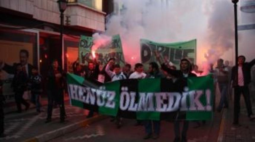 &Uuml;nyespor&rsquo;a Sahip &Ccedil;ıkılması İ&ccedil;in Y&uuml;r&uuml;d&uuml;ler