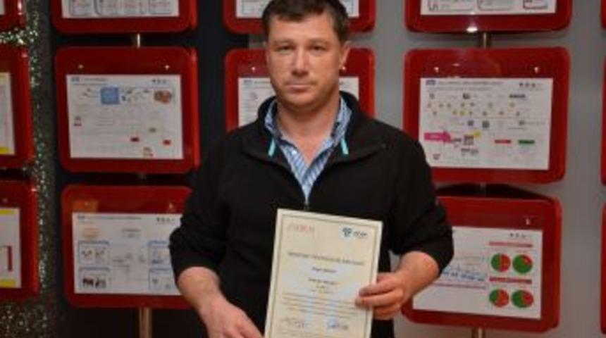 Tofaş &Ccedil;alışanları Mesleki Yeterlilik Belgesi Aldı