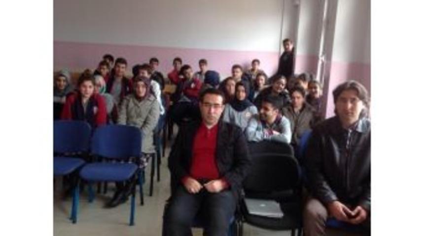 &Ouml;ğrencilere Girişimcilik Eğitimi Verildi