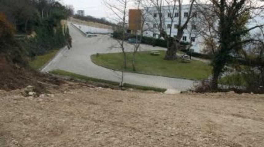 B&uuml;y&uuml;kşehir Kamp&uuml;s&rsquo;e Yol Yapıyor