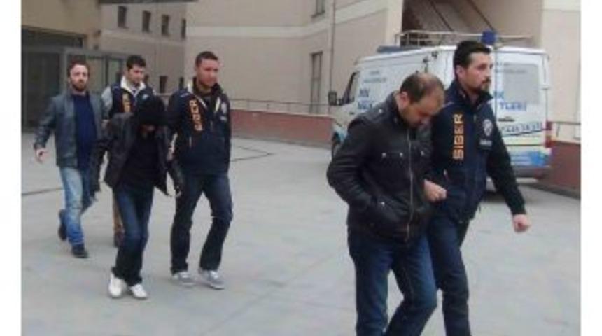 652 Kişinin Kartı Bilgilerini &Ccedil;alan &Ccedil;etenin Ne Kadar Vurgun Yaptığı Bilinmiyor