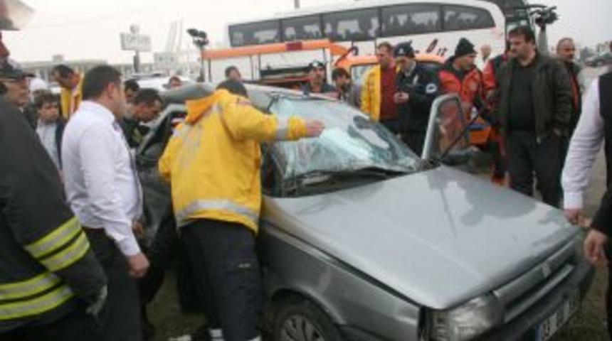Afyonkarahisar&rsquo;daki Trafik Kazası: &Ccedil;iftlerden Birisi Hayatını Kaybetti