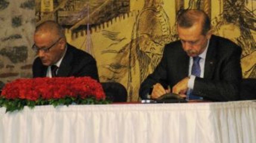 Başbakan Erdoğan, Libya Başbakanı Zeydan İle Bir Araya Geldi