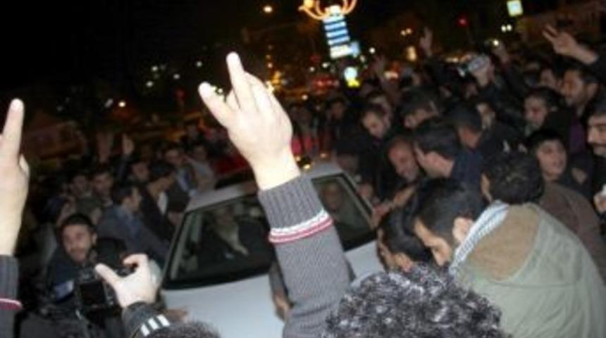 Tahliye Edilen Bdp Milletvekili İbrahim Ayhan, Şanlıurfa&rsquo;da