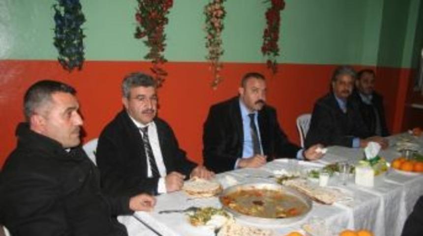 Akdağ, Partililer İle Bir Araya Geldi