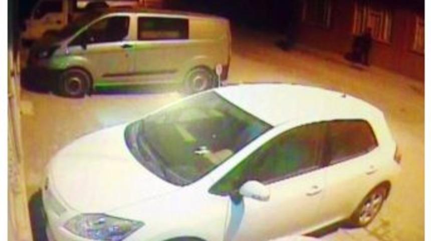 Kahvehane Hırsızları G&uuml;venlik Kamerasına Takıldı