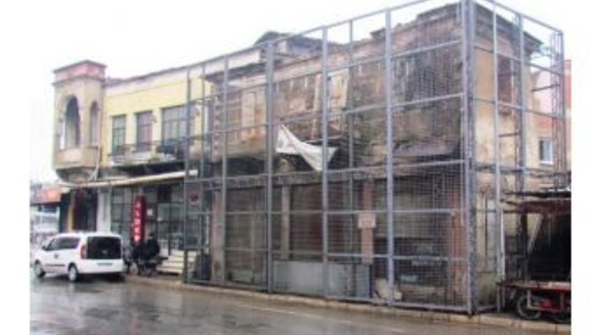 &Ouml;demiş&rsquo;te Restorasyon Maratonu S&uuml;r&uuml;yor