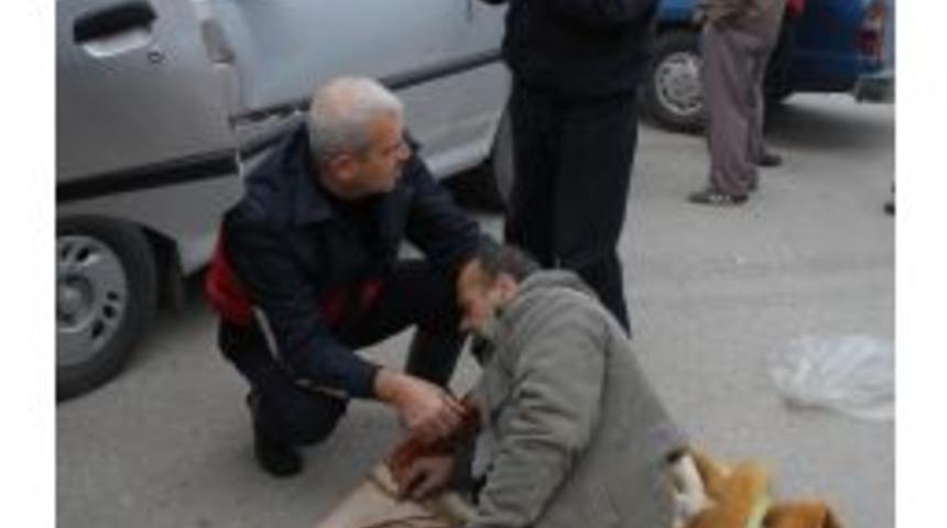 Sıkışan S&uuml;r&uuml;c&uuml;y&uuml; İtfaiye Kurtardı