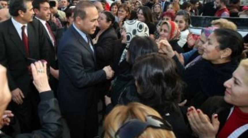 Mhp Adana Kenetlendi