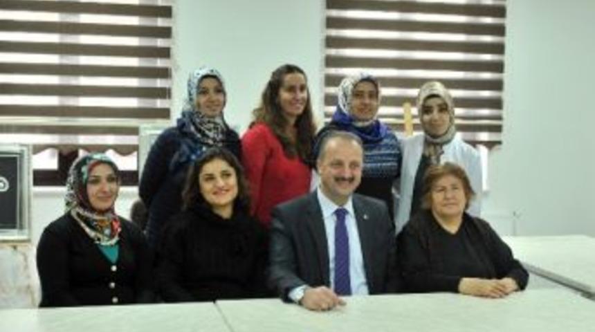 Aile Merkezleri Meslek Okulu Gibi &Ccedil;alışıyor