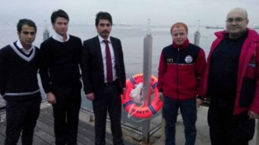 Kocaeli B&uuml;y&uuml;kşehir Belediyesi Sahildeki İşletmelere Can Simidi Dağıttı