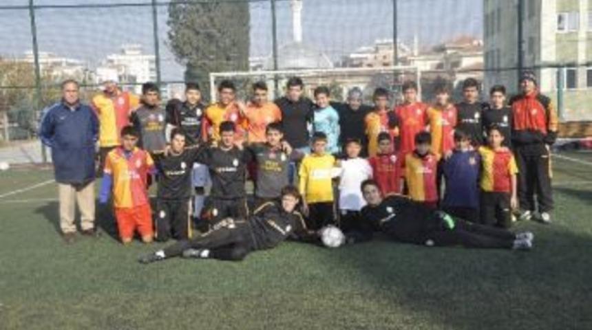 Torbalı Galatasaray Spor Okulu Antalya Yolunda