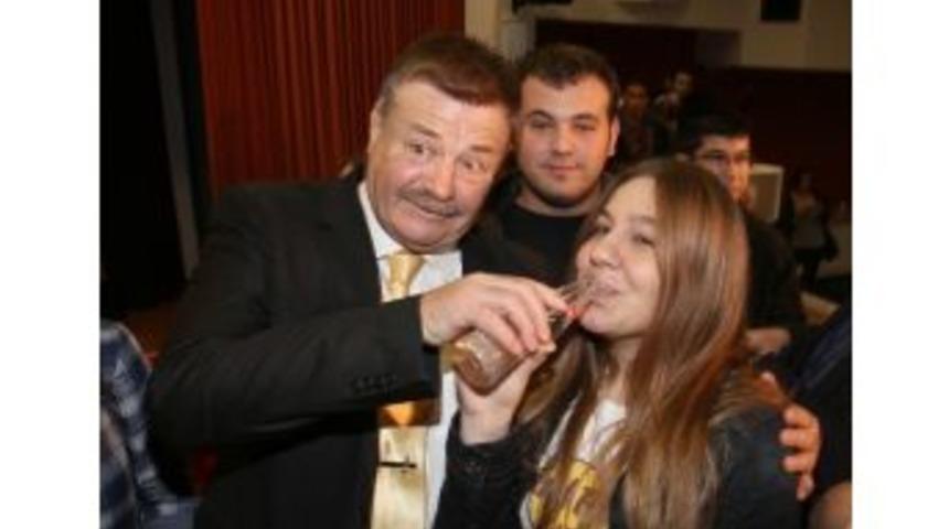 Yeşil&ccedil;am'ın Duayen İsimleri &Uuml;niversite &Ouml;ğrencileriyle Buluştu