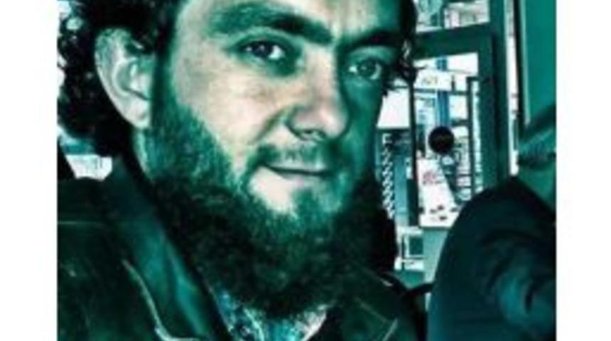 Eşini Ve &Ccedil;ocuklarını Alıp Suriye&rsquo;ye Ka&ccedil;tı