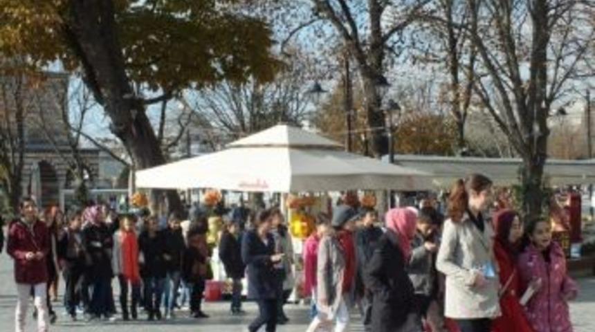 Dicleli &Ouml;ğrenciler İstanbul Gezisinden D&ouml;nd&uuml;